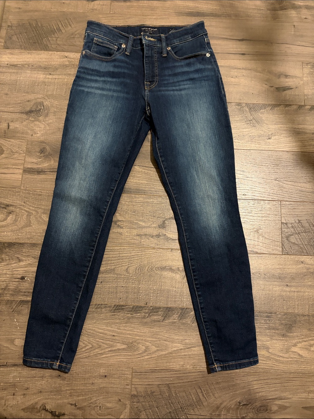 Lucky Brand Women's mid rise Ava Skinny ankle Jeans in Dark Blue Wash